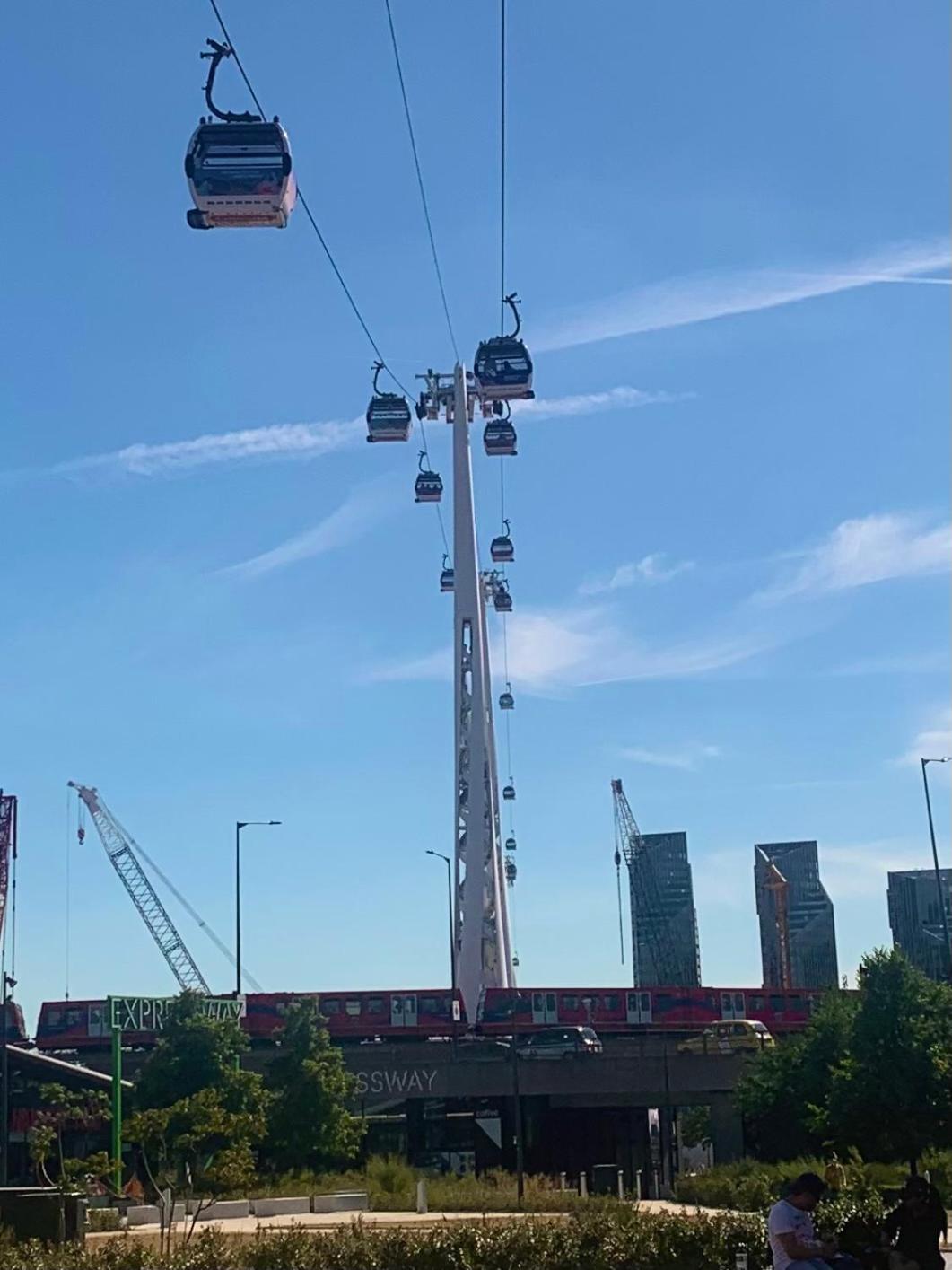 Excel, O2, Canary Wharf, London City Airport - Free Parking Exterior photo